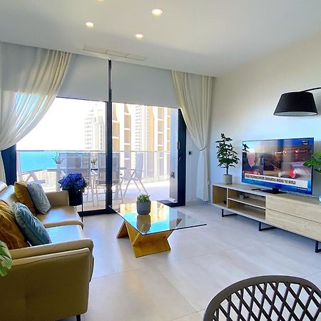 Lujoso Apartament Con Impresionantes Vistas Al Mar Benidorm Dış mekan fotoğraf