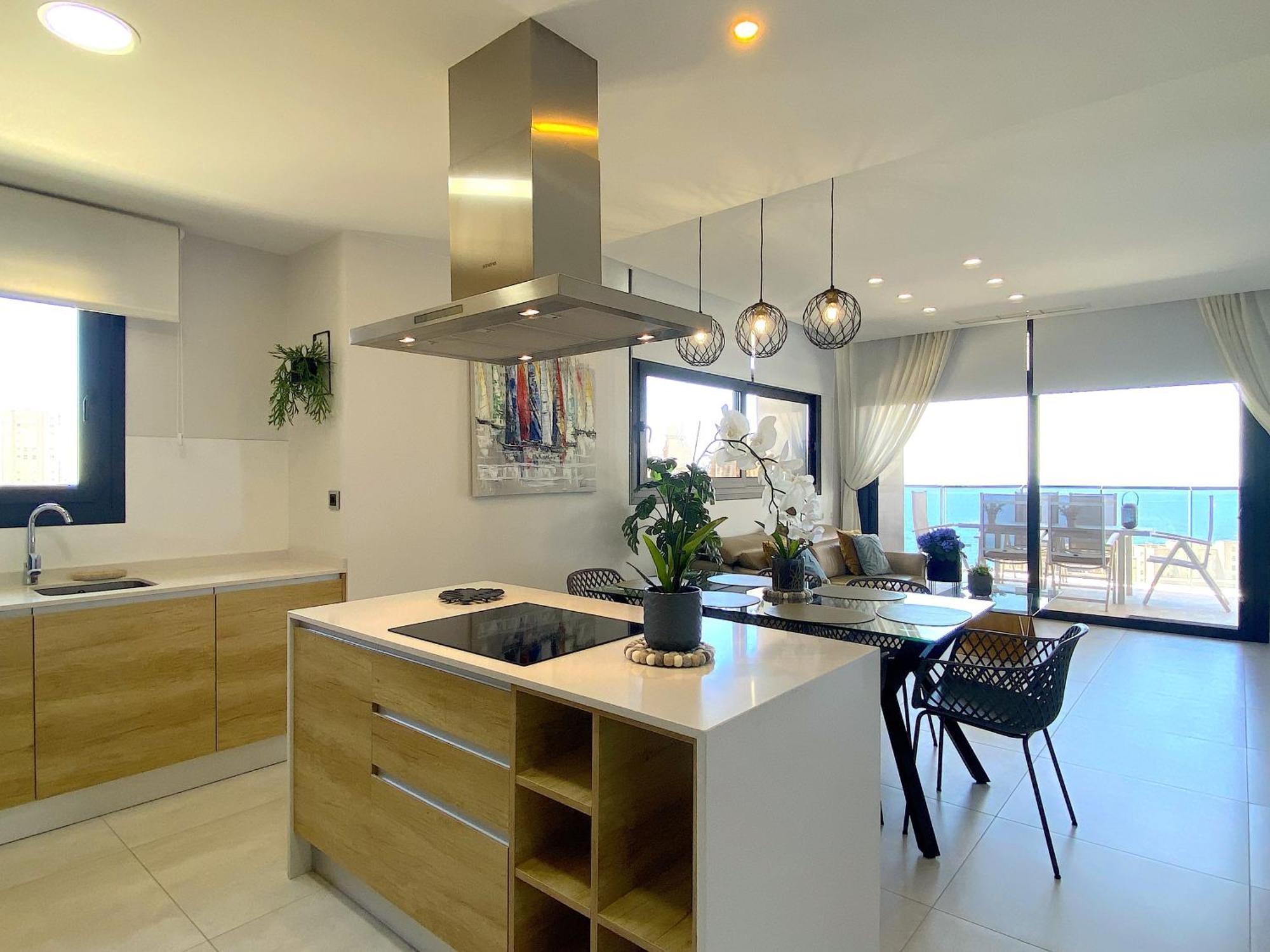 Lujoso Apartament Con Impresionantes Vistas Al Mar Benidorm Dış mekan fotoğraf