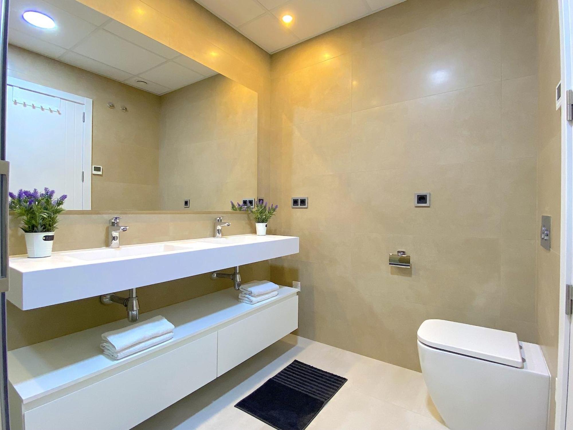 Lujoso Apartament Con Impresionantes Vistas Al Mar Benidorm Dış mekan fotoğraf