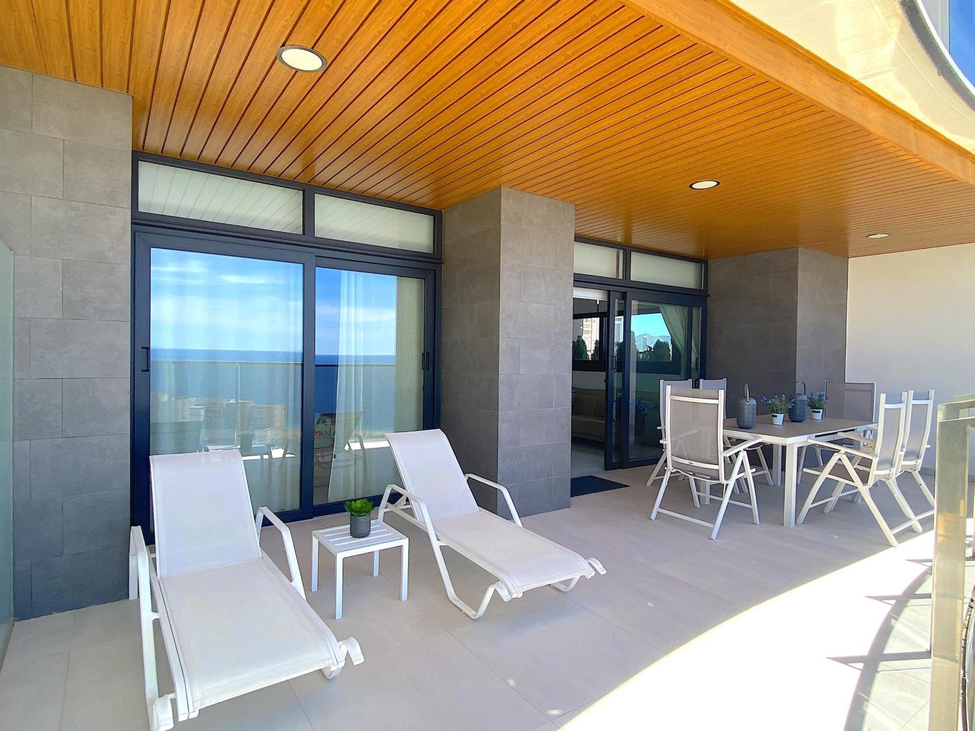 Lujoso Apartament Con Impresionantes Vistas Al Mar Benidorm Dış mekan fotoğraf
