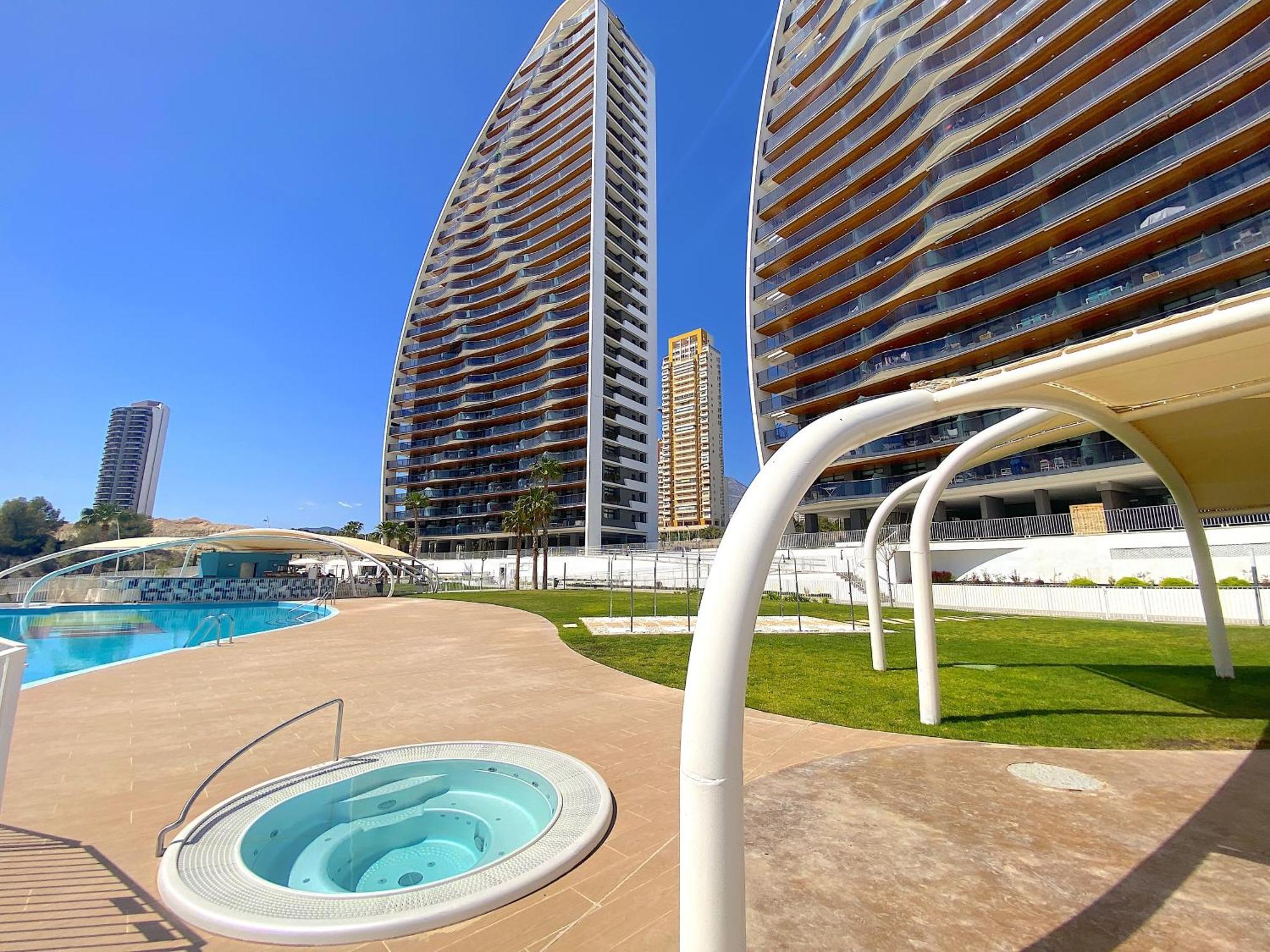 Lujoso Apartament Con Impresionantes Vistas Al Mar Benidorm Dış mekan fotoğraf
