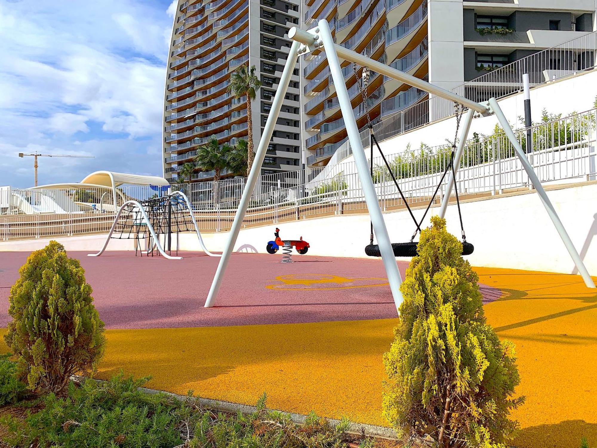 Lujoso Apartament Con Impresionantes Vistas Al Mar Benidorm Dış mekan fotoğraf